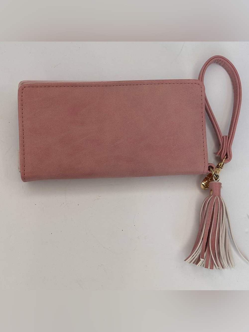 NWOT Women’s Pink Suede-like Faux Leather Wristlet Wallet With Tassle